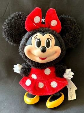 Pop Mart x Disney Mickey Mouse Family Series Minnie Mouse Plush Toy Figure 7”
